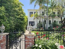 1118 10th St, Santa Monica, CA