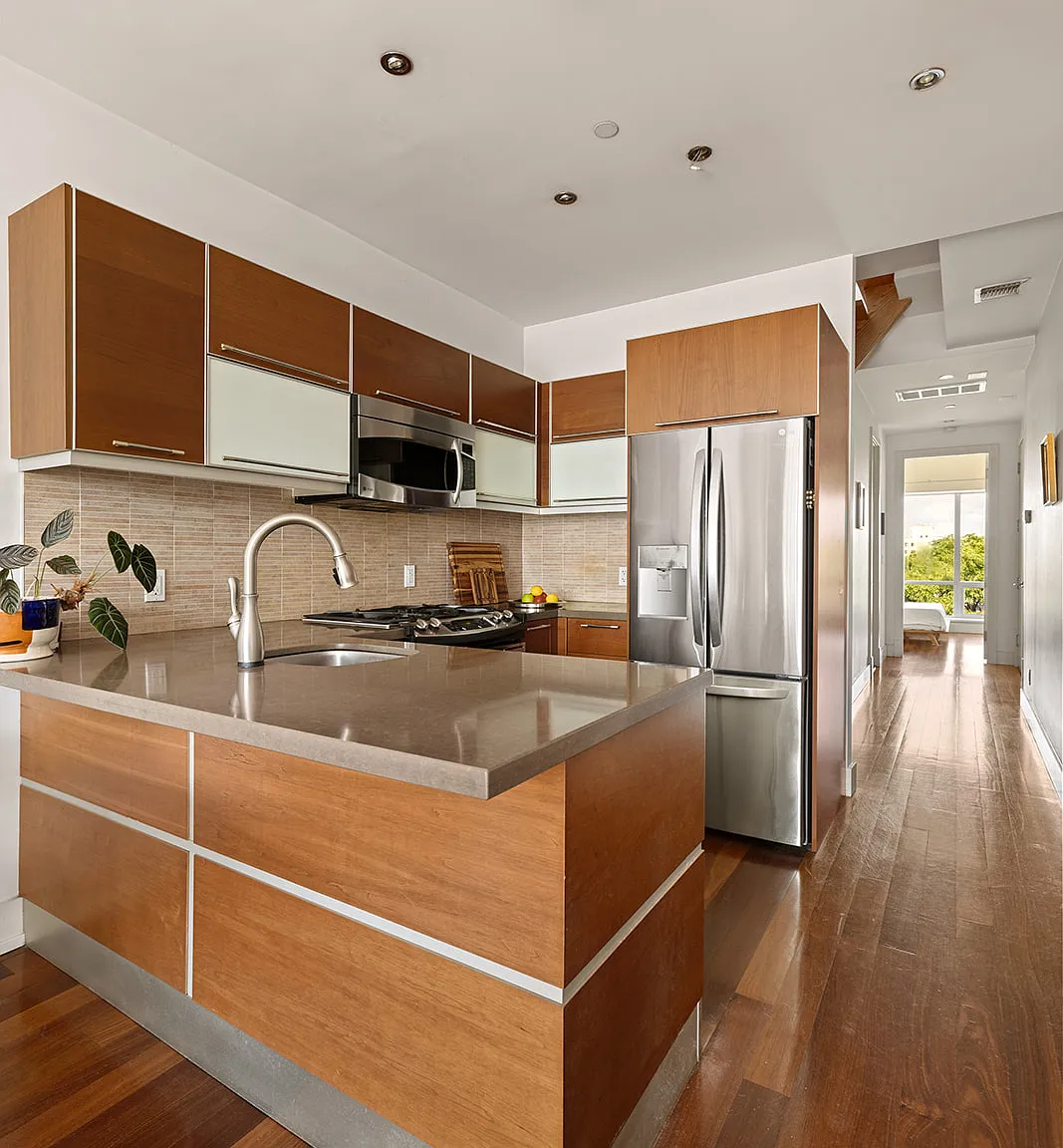 143 Jackson Street — Photo 4