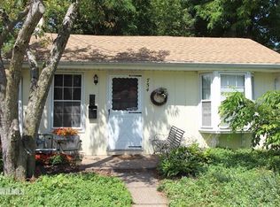 754 Park Ave, Galena, IL 61036