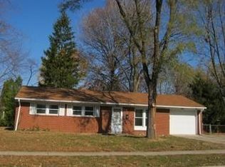 464 Daventry Ln, Columbus, OH 43230