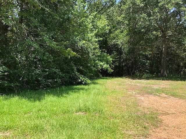 1st image of 209 Pinegrove Dr