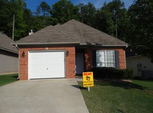 4080 Forest Lakes Rd, Sterrett, AL 35147