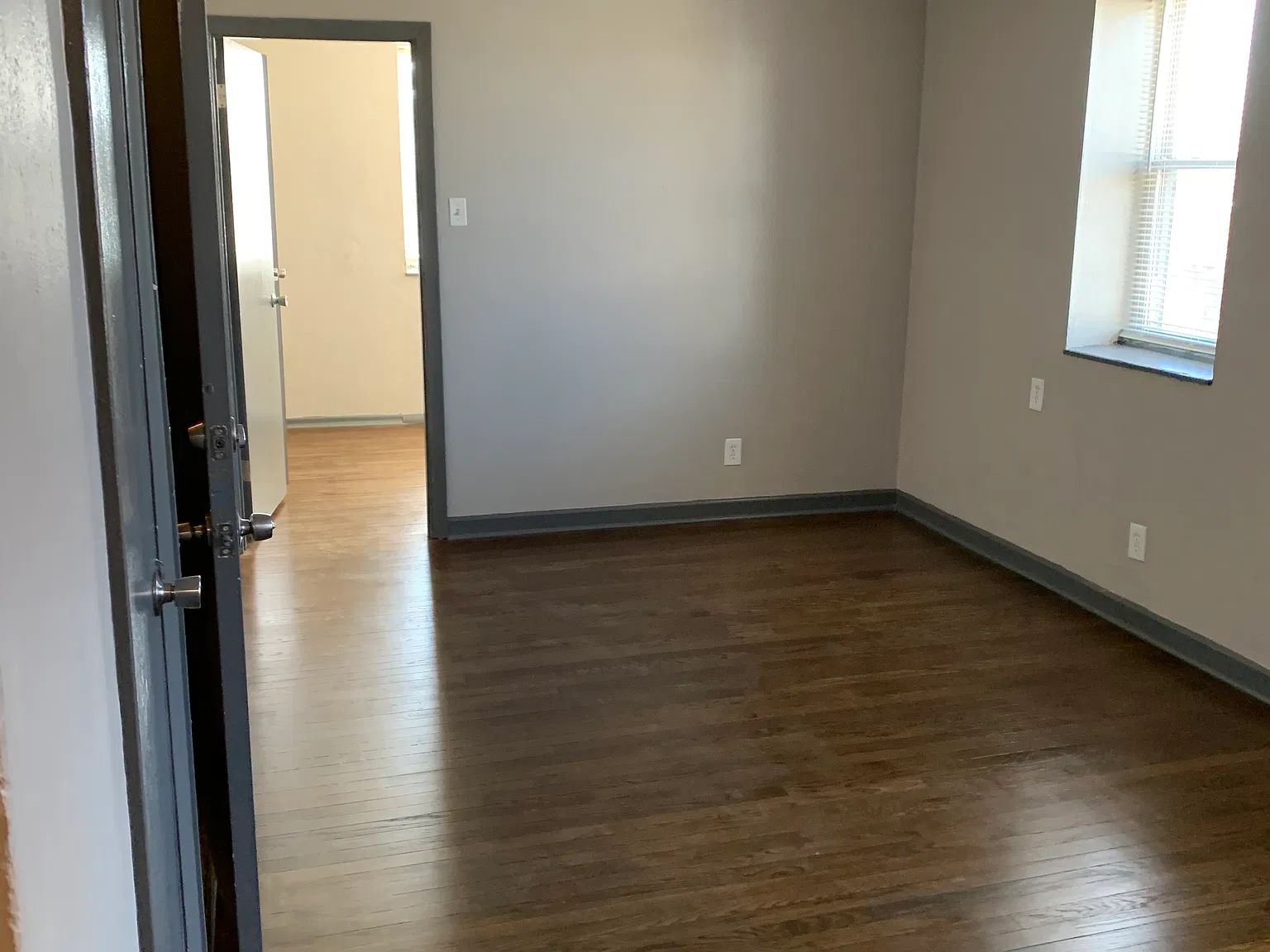 5257 Pattison Ave — Photo 3