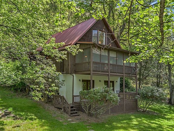 5th image of 1361 River Front Drive