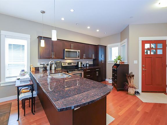 3rd image of 2319 Chilco Rd #7