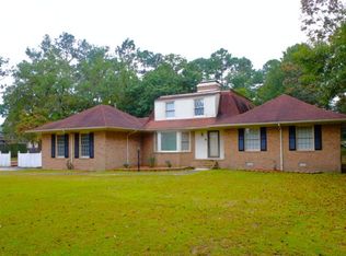 104 Crestwood Pl, Goldsboro, NC 27530