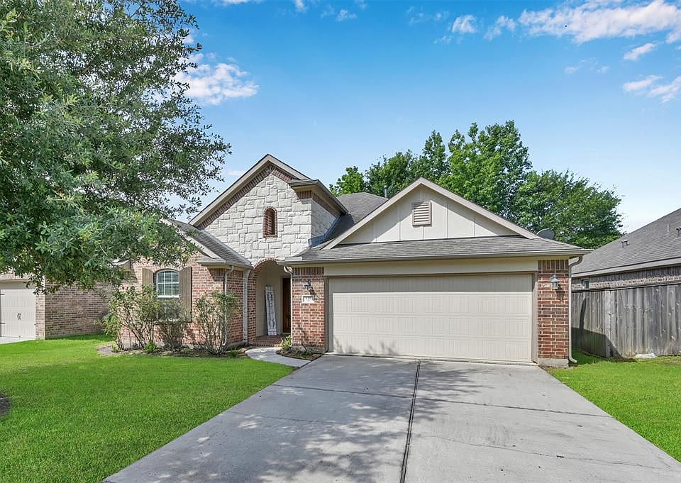 1st image of 115 Knollbrook Cir