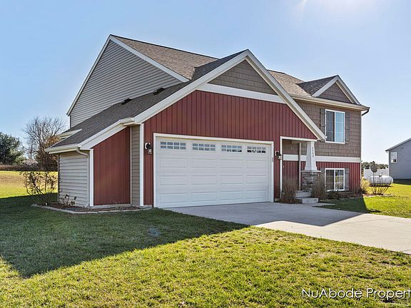 3rd image of 2752 Algen Dr