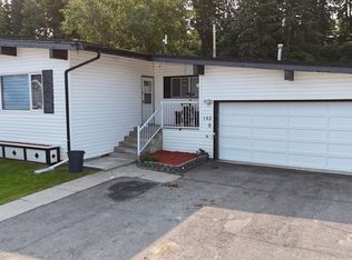 132 N Sunwapta Dr, Hinton, AB T7V 1G2