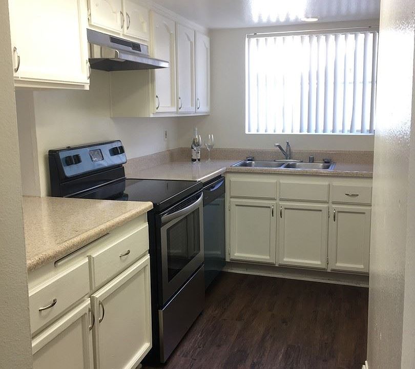 1st image of 380 N Catalina Ave APT 12