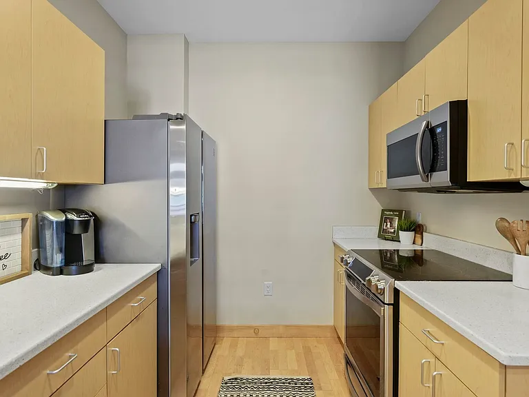 1037 Williamson St #107 — Photo 11
