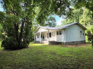 1344 Panther Creek Rd, Almond, NC 28702