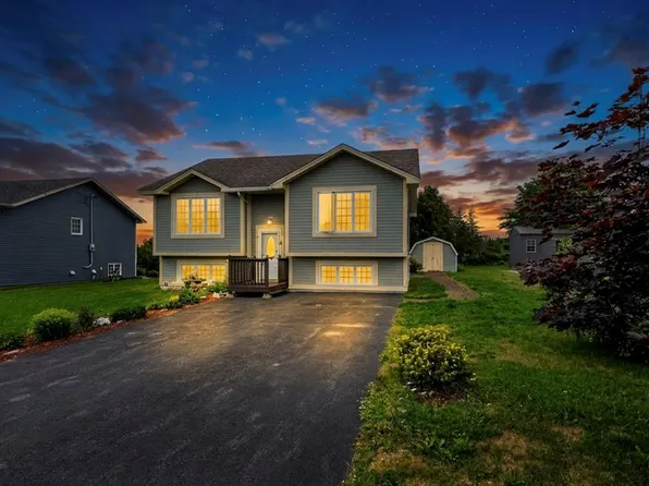 25 - 27 Bishops Road, Bay Roberts, NL A0A1G0