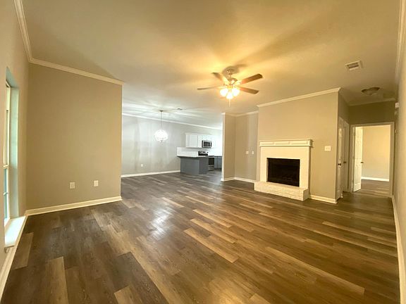 2nd image of 17117 Ashton Ave