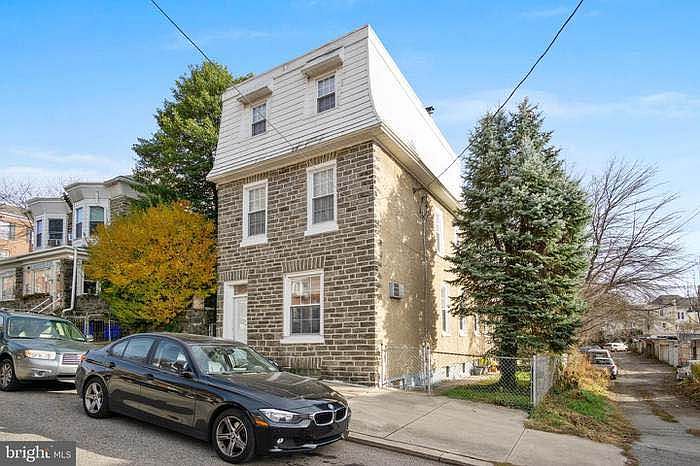 1st image of 316 Salaignac St #3