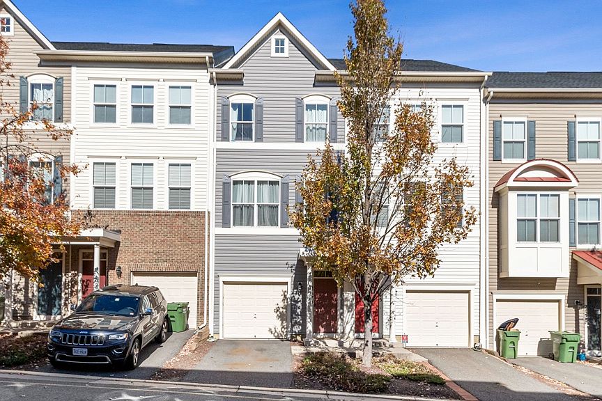 1st image of 213 Shamrock Dr