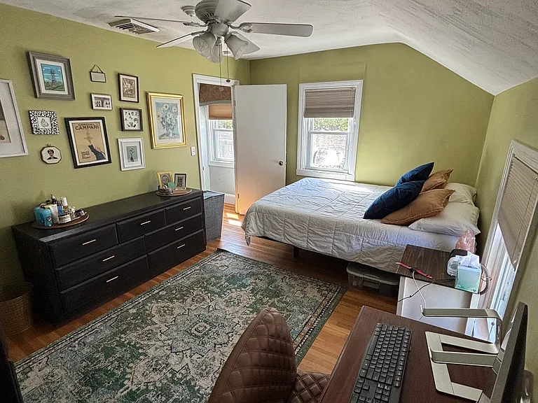 20 Lincoln Ave — Photo 17