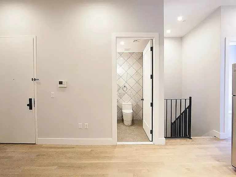 613 Woodward Ave #3C — Photo 3