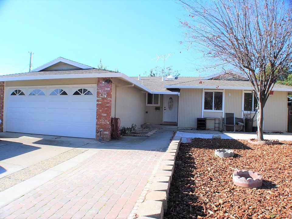 1st image of 3279 Hebron Ct