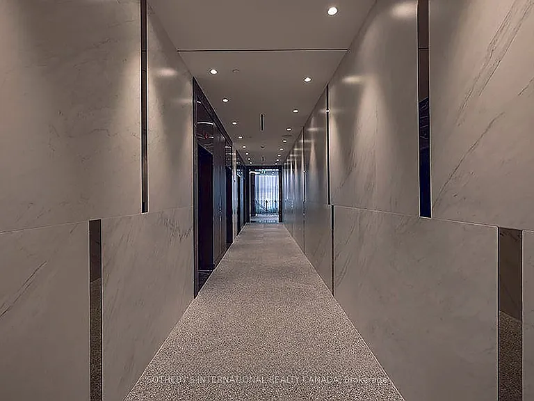 585 Bloor St E #4022 — Photo 35