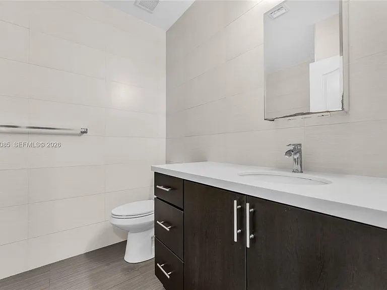 1029 SW 11th Ave — Photo 22