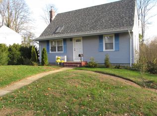 88 Campbell St, Red Bank, NJ 07701