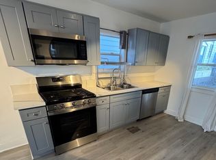 831 Loma Dr #1, Hermosa Beach, CA 90254