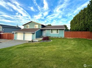 2404 Mark Ave, Richland, WA 99352