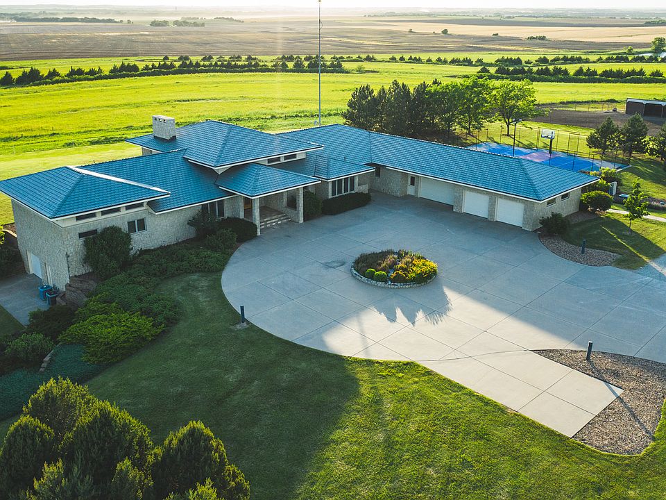 10495 E Water Well Rd, Gypsum, KS 67448 Zillow