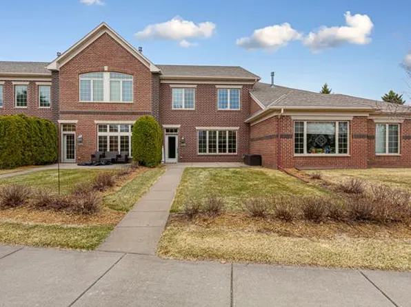 2879 Edison St NE Unit B, Blaine, MN 55449