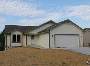 440 Porter St, Auburn, KS 66402
