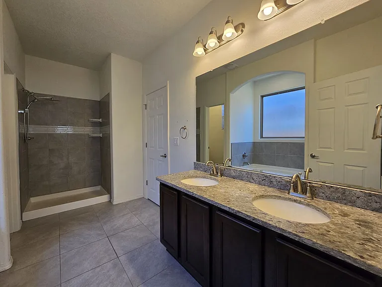 5328 Camino Del Griego — Photo 7