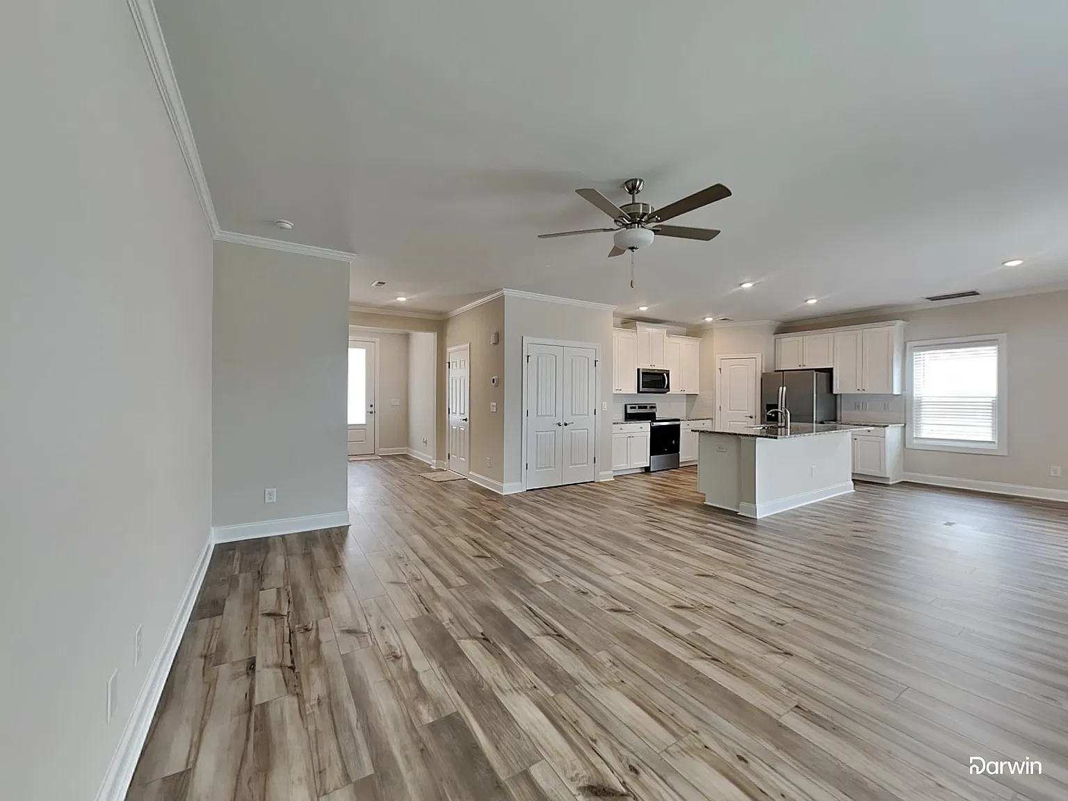 4 bed, 3.0 bath, 1800 sqft, $2,055 — Photo 4
