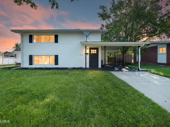 1206 Richland St, Maumee, OH 43537
