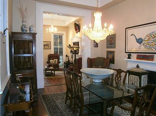 5th image of 1117 Burgundy St