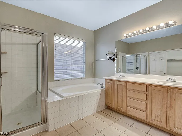 2294 Tedesca Dr — Photo 40
