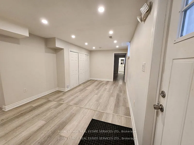 2 bed, $2,249 — Photo 1