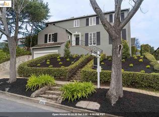 210 Sandringham Rd, Piedmont, CA 94611