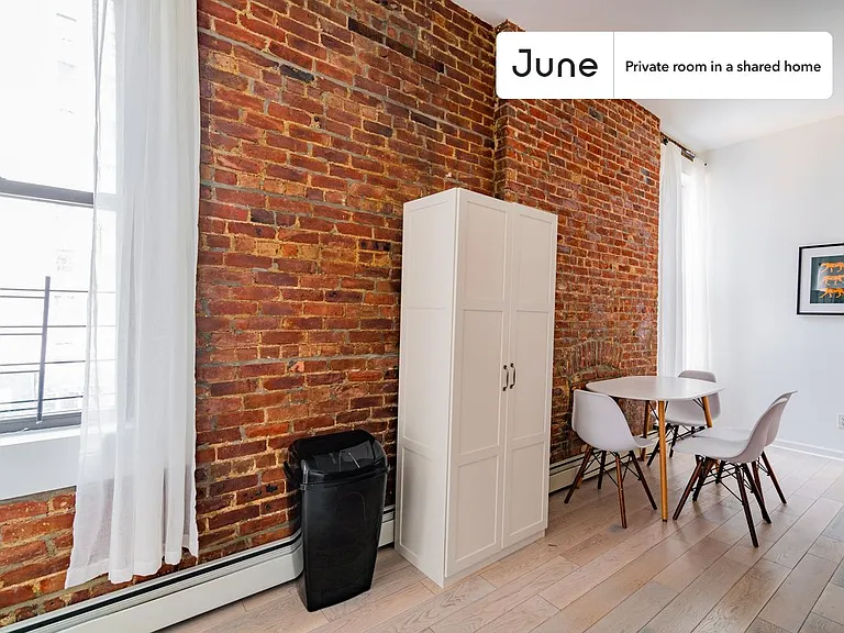 401 E 57th St #D — Photo 9
