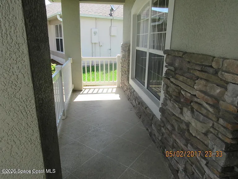 1610 Lago Mar Dr — Photo 4