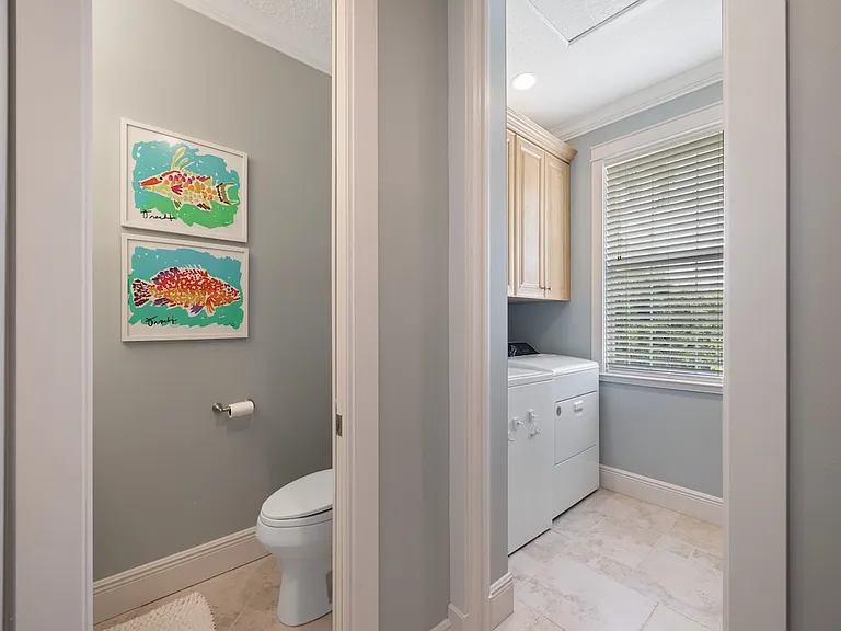1913 Robalo Dr — Photo 35
