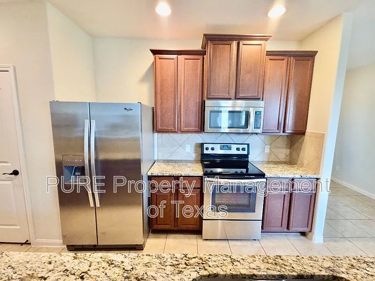 1697 Breanna Ln — Photo 7