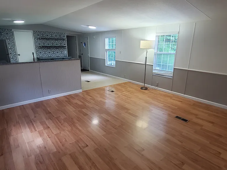 2111 Chapman Hwy #2115 — Photo 3
