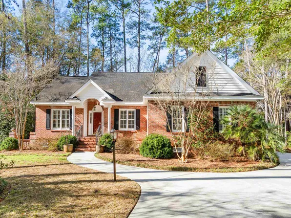 4984 Fulton Pl., Murrells Inlet, SC 29576