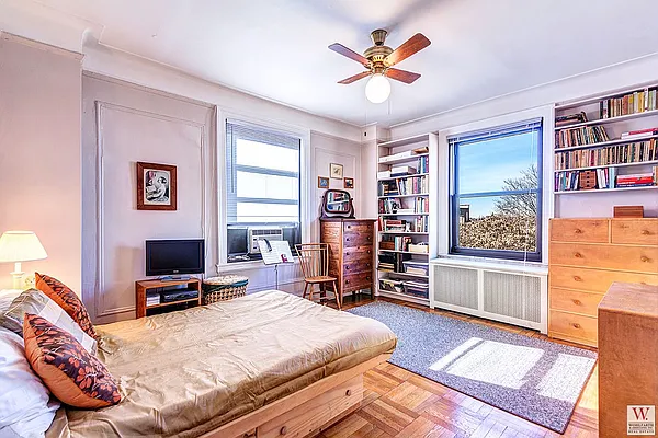 Sold by Wohlfarth & Associates Inc | media 17