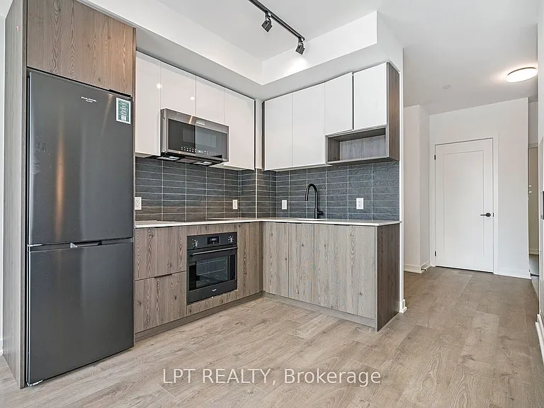 5 Defries St #1201 — Photo 13
