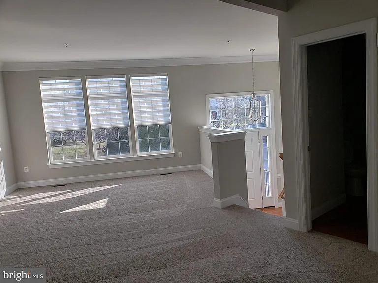 4804 Tothill Dr — Photo 2