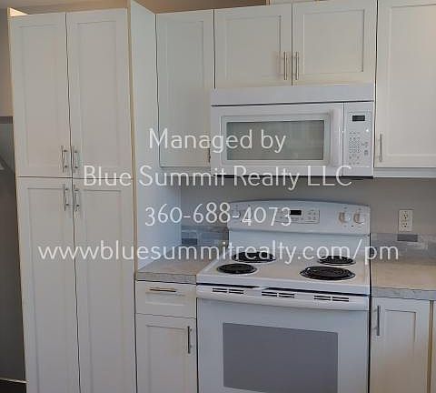 4th image of 1126 10th Ave SE