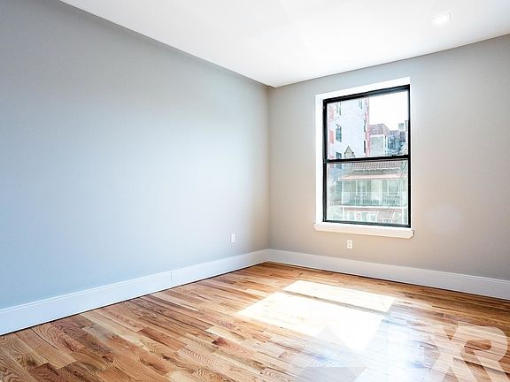 3rd image of 245 Sullivan Pl #C20