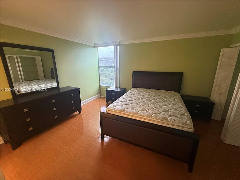 2020 NE 135th St #503 — Photo 12